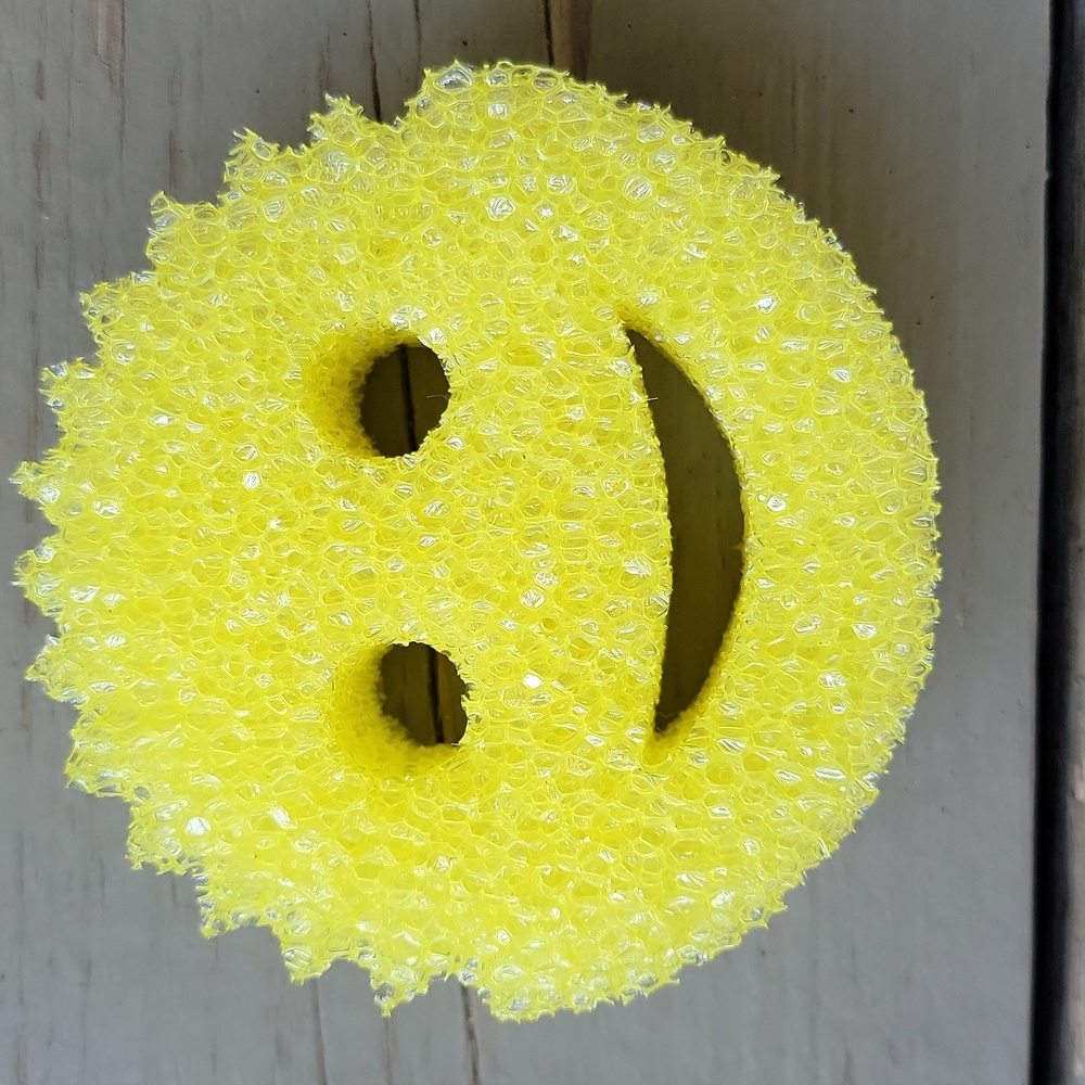 3 Total The Original Scrub Daddy Heavy Duty Smiley Face Cleaning Tool - Picture 2 of 2